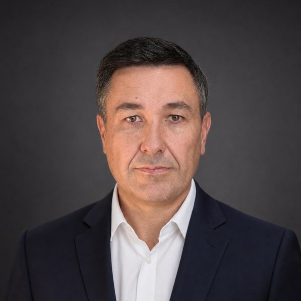 Matthew Thomas, Director and Principal of Meitnerium Accounting